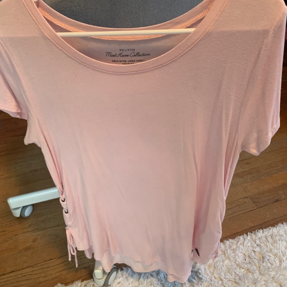 Hollister tops